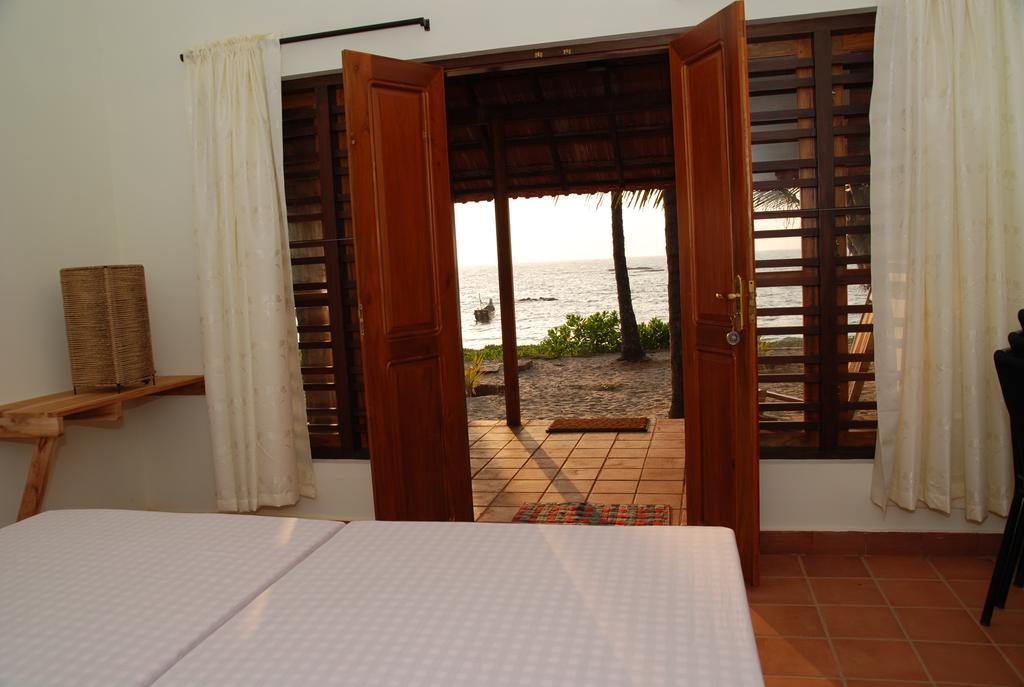Hotel Chera Rocks Beach House Thottada Pokoj fotografie
